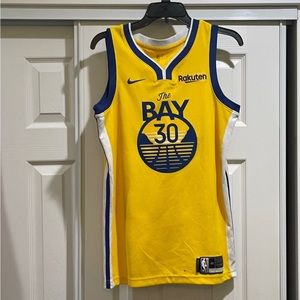 Boys Golden state Warriors Jersey- size large
